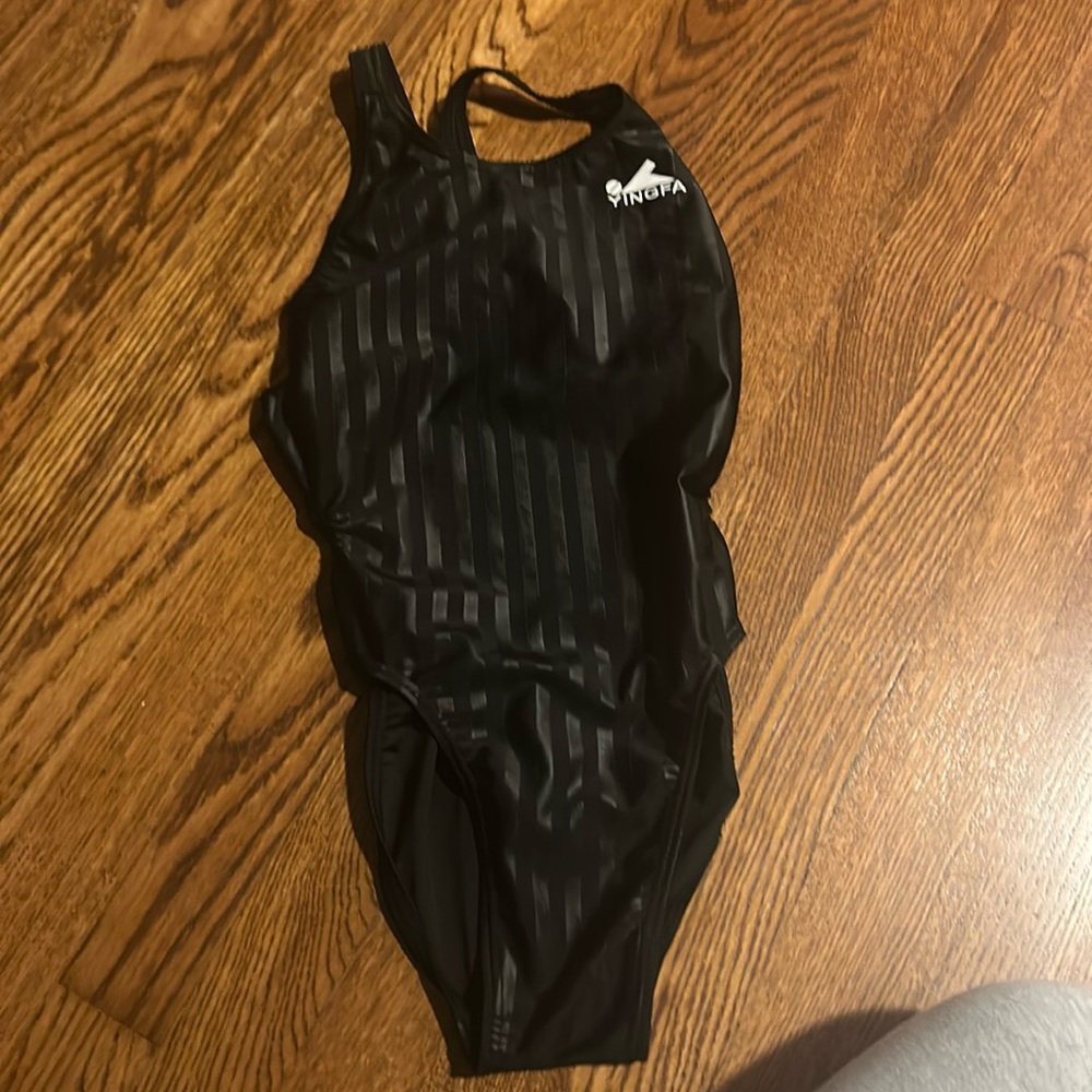 black tech suit